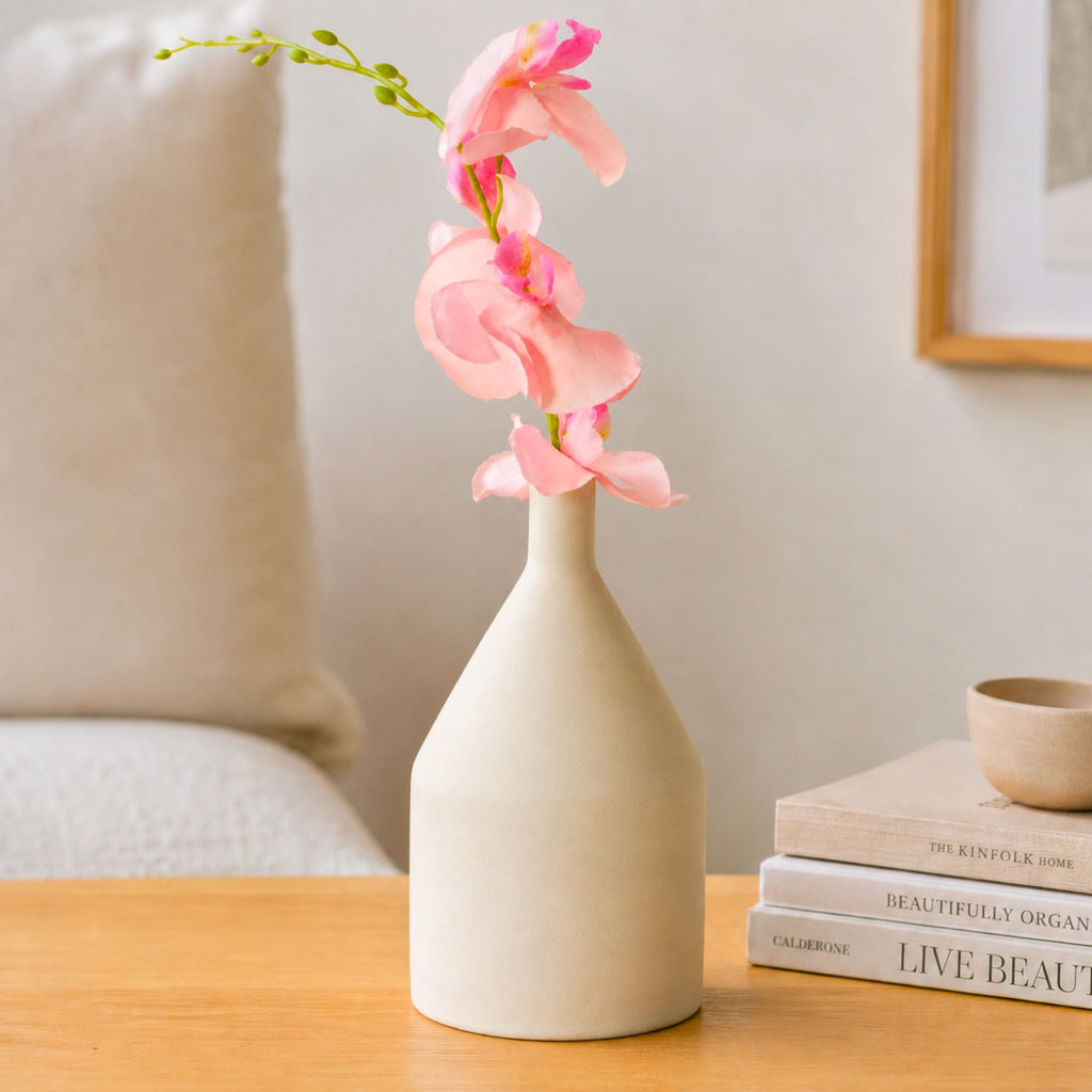 Elegant classic ceramic flower vase with red flowers for modern home décor