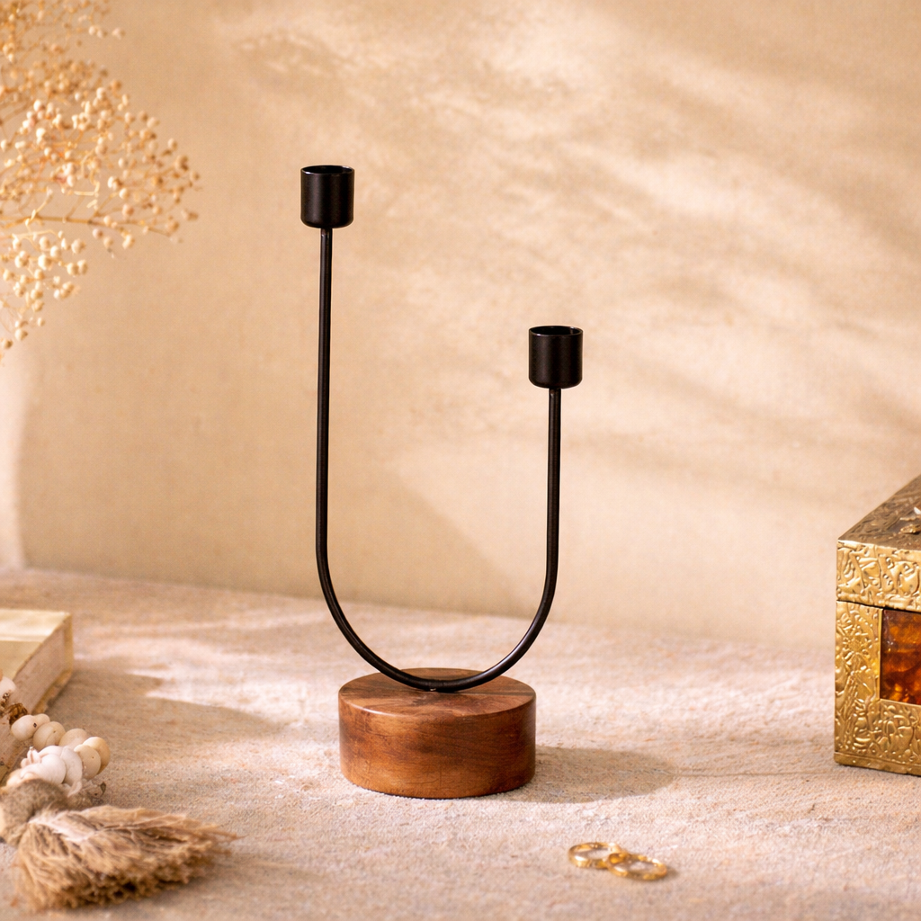 U Candle Stand